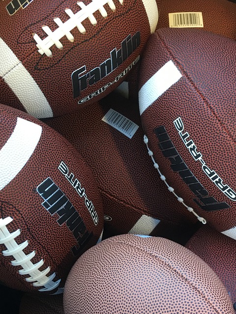 代足球的启 代足球的启